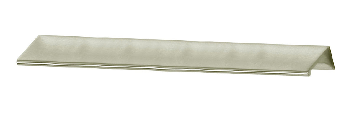 Curved Tab Pull